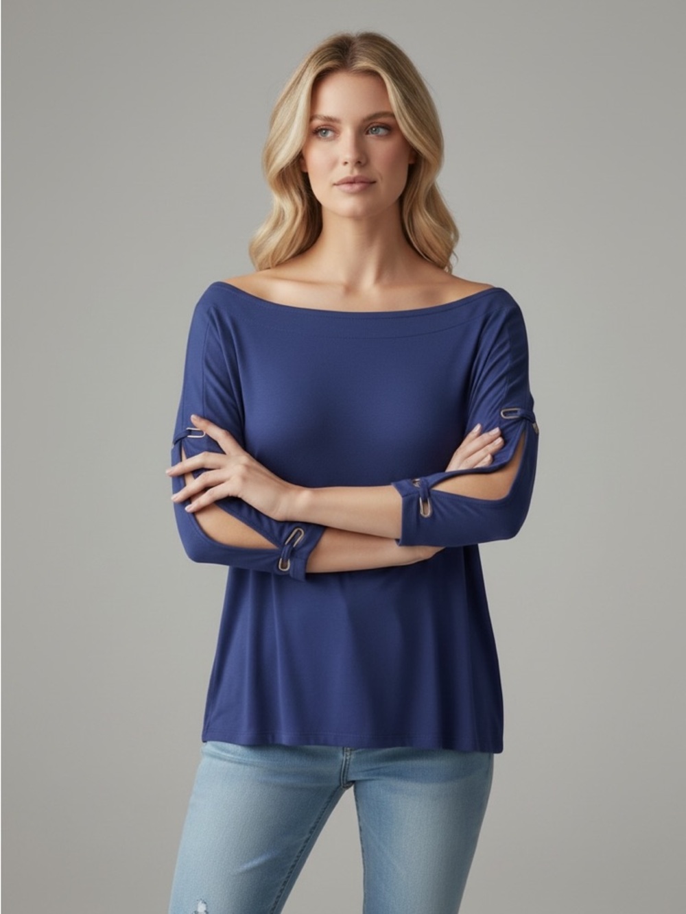 Cable & Gauge | Cold Shoulder Cutout Quarter Sleeve Top Navy Blue Size M